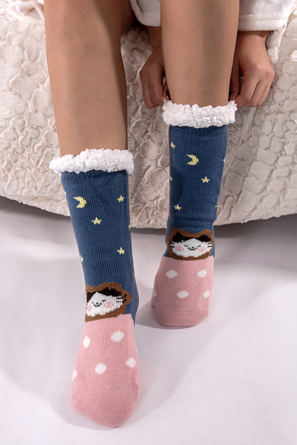 Κάλτσες αντιολισθητικές με σχέδιο γατάκι