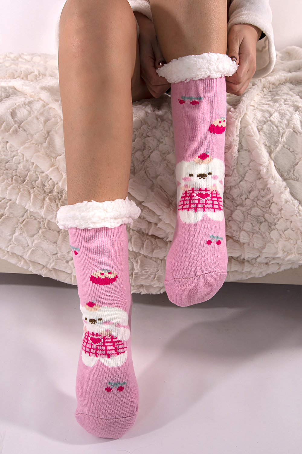 Χειμερινές κάλτσες με κουνελάκι