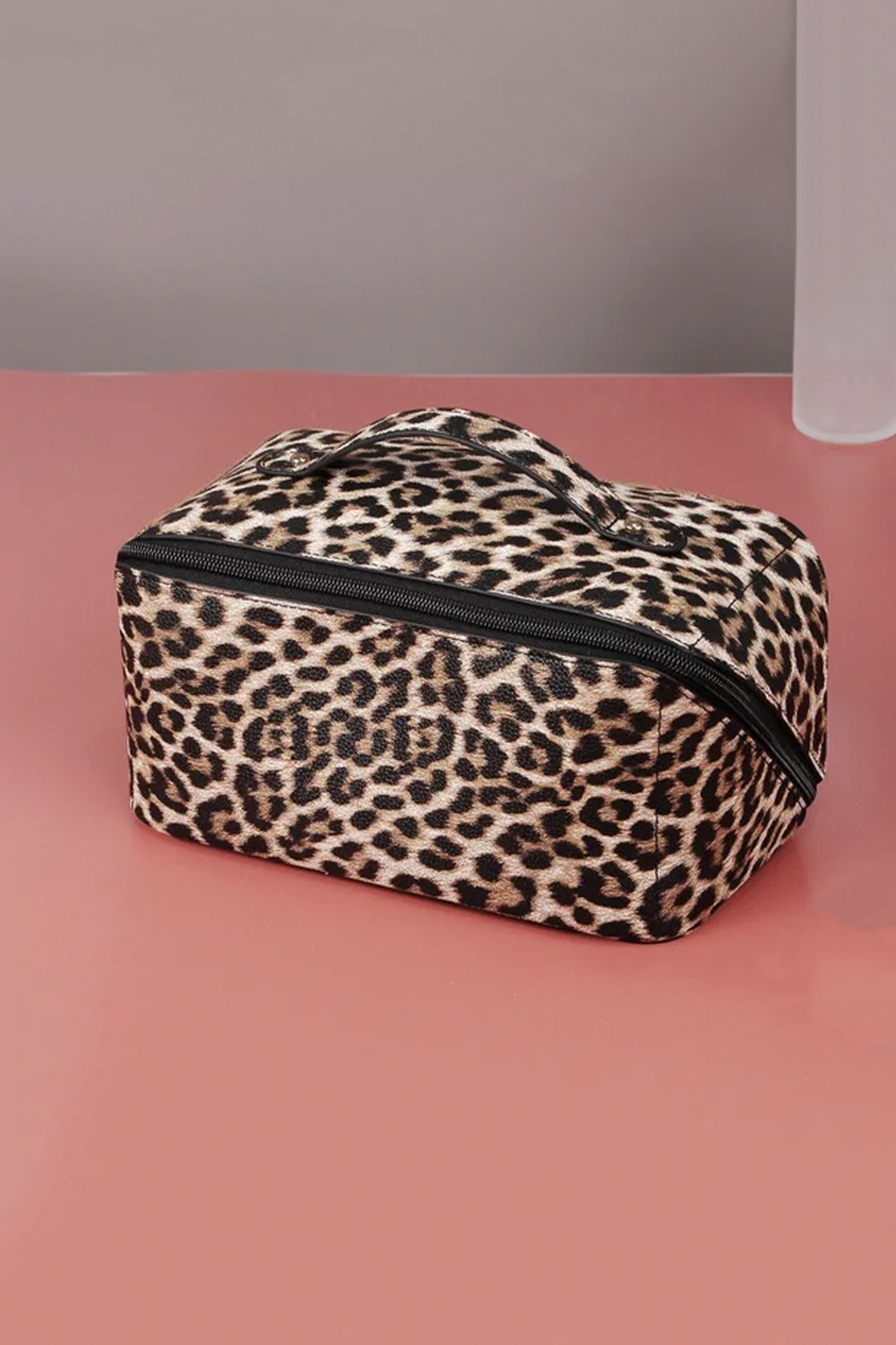 Animal print νεσεσέρ καλλυντικών Animal print νεσεσέρ καλλυντικών