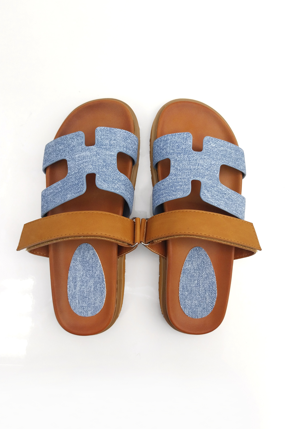 Flat Πέδιλα με Τζιν Λεπτομέρειες Flat Πέδιλα με Τζιν Λεπτομέρειες