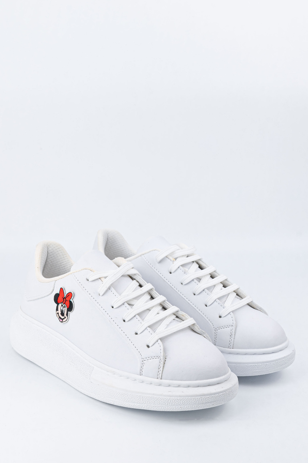 Sneaker με έγχρωμη φιγούρα - 2
