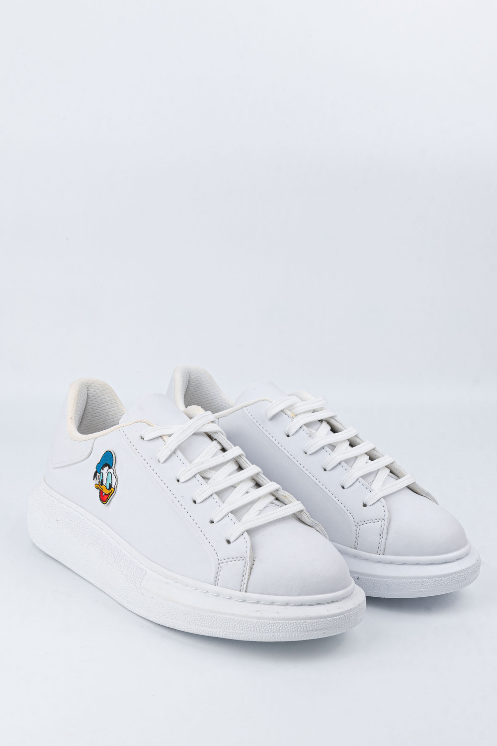 Sneaker με έγχρωμη φιγούρα - 5