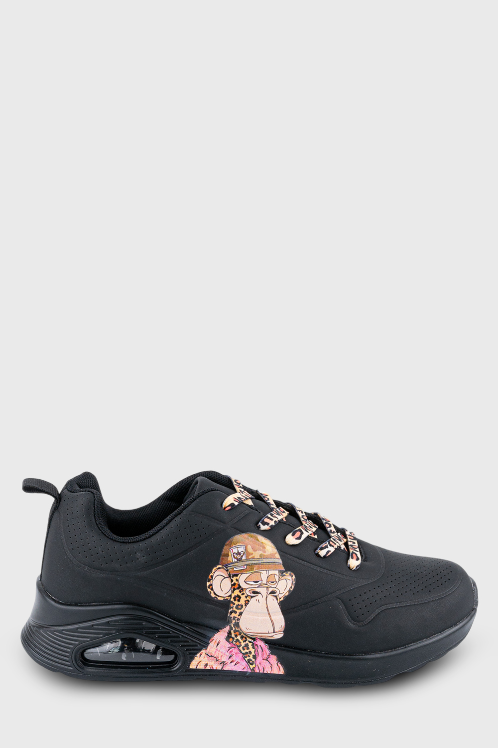 Sneaker αερόσολα με κούλ σχέδιο Sneaker αερόσολα με κούλ σχέδιο